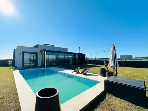 63 e/ la Autopista Buenos Aires -La Plata y Costanera del Río de la Plata, Hudson 7800