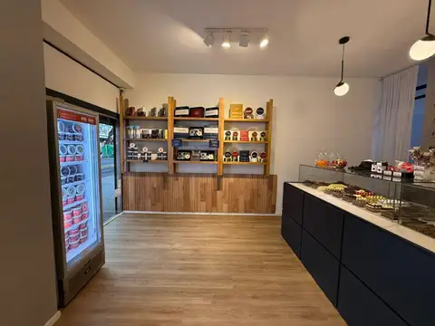Local Comercial - Diversos Rubros - Excelente Ubicación