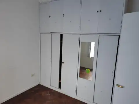 Departamento 2 ambientes en venta en Floresta