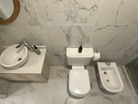 Av. Vélez Sarsfield  al 600