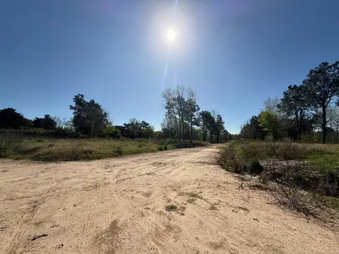 Terreno en Venta en La Lonja, USD 30.000