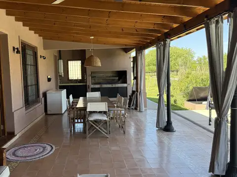 Casa en Haras El Malacate