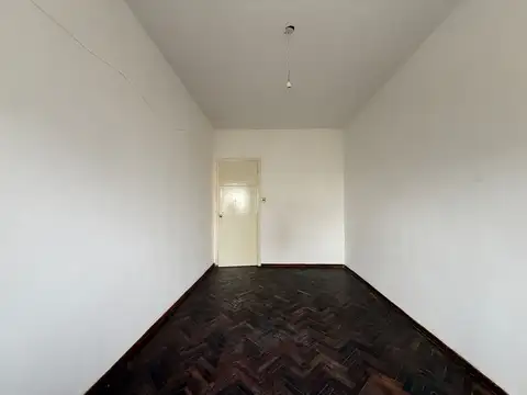 Depto Tipo Casa en Alquiler 75 años
