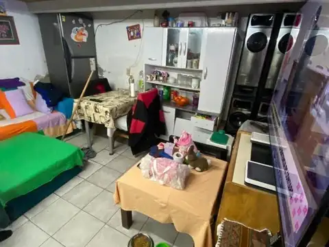 Departamento 24 ambientes con 5 baños