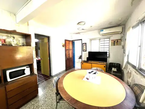 Casa 3 ambientes con 2 baños
