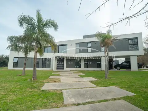 Casa en Venta de 4 dormitorios