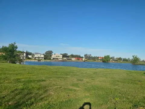 Venta Lote a La Laguna Barrio Santa Isabel 2 Maschwitz