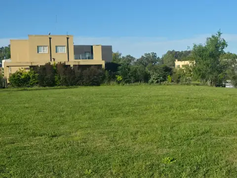 Venta Lote a La Laguna Barrio Santa Isabel 2 Maschwitz