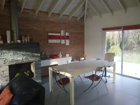 Casa Venta 5 ambientes en Club de Campo Pueyrredón Pilar lote de 798 m2