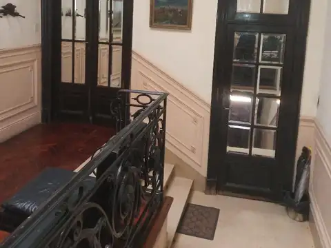 Depto Tipo Casa en Venta de 9 ambientes
