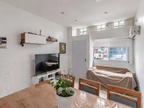 Depto Tipo Casa en Venta de 2 dormitorios