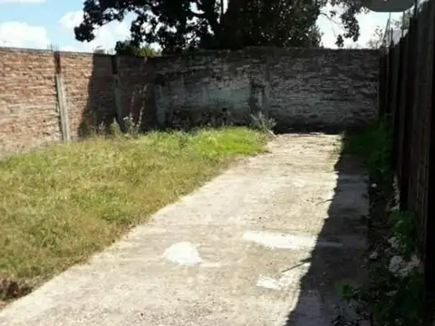 VILLA BALLESTER CENTRO: LOTE 8,30 x 35m, APTO TODO DESTINO