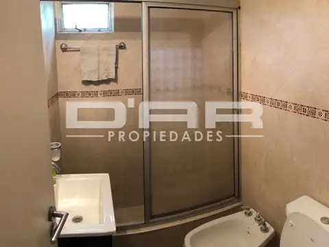 DEPARTAMENTO DE 2 AMBIENTES CON BALCÓN AL FRENTE