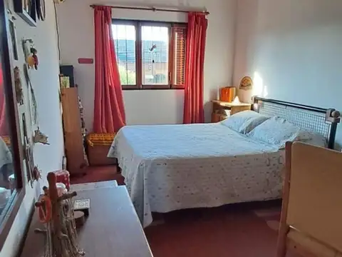 Casa en Venta en Poeta Lugones, USD 105.000