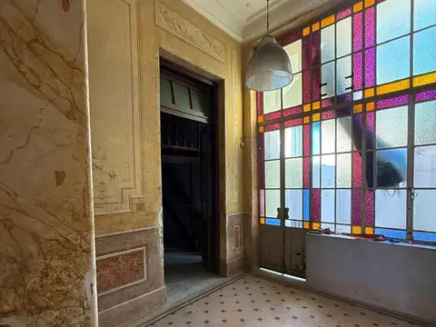 Casa de 3 dormitorios en Mendoza 2900 . Excelente ubicación.