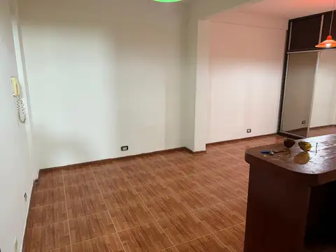 Olleros 1700, Piso 7