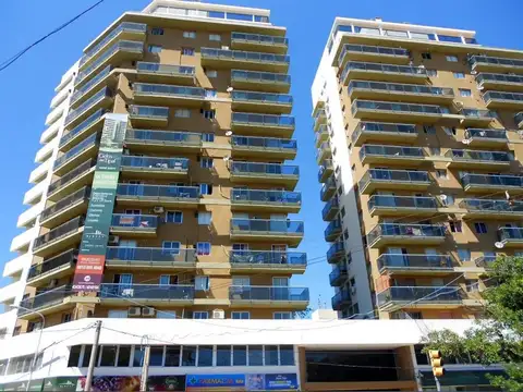 DEPARTAMENTO EN VENTA CON AMPLIO BALCON SOBRE CAÑADA