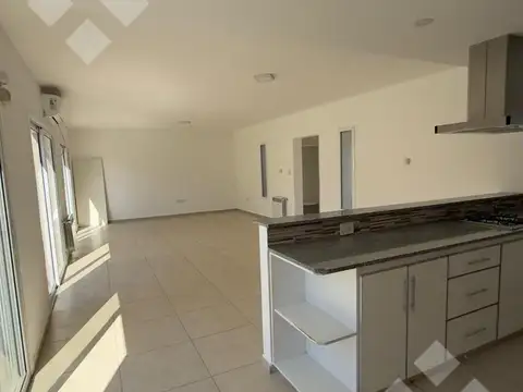 Casa en Alquiler al Noroeste