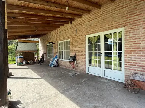 CASA EN VENTA EN BARRIO LOS PIONEROS