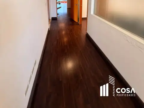 Oficina en Alquiler en Centro, $ 1.100.000