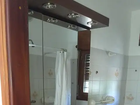 Departamento 5 ambientes con 1 baño