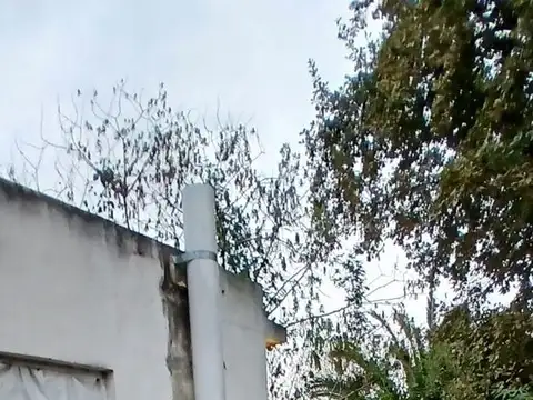 CASA EN VENTA EN VEDIA CON PATIO