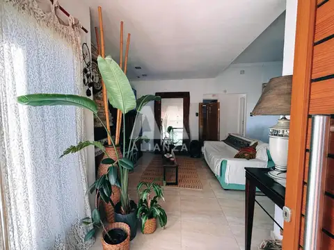 Hermosa Casa en Venta en Ruta 1