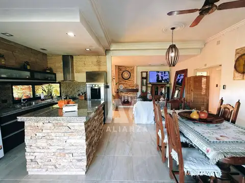 Quinta en Venta de 2 dormitorios