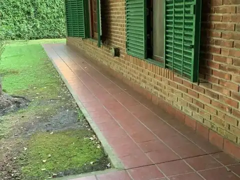 Casa 4 ambientes con 4 baños