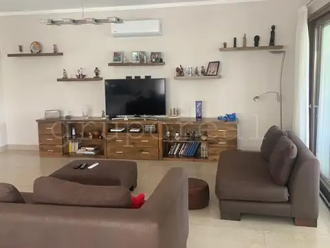 Casa en Venta en El Rebenque, USD 350.000