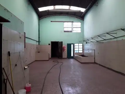 Galpon en Venta en Avellaneda, USD 240.000