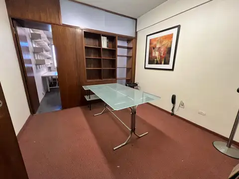 Oficina 2 ambientes con 1 baño