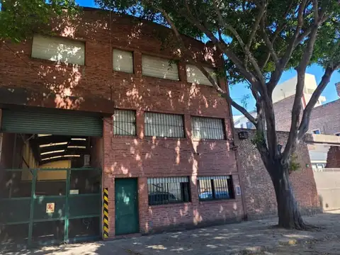 Galpón en venta Munro