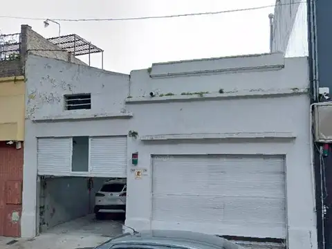 LOTE DE 8.66X23.77 MTS EN CASTILLO AL 700 - A CONSTRUIR ENTRE 680 Y 900 M2 NETOS VENDIBLES