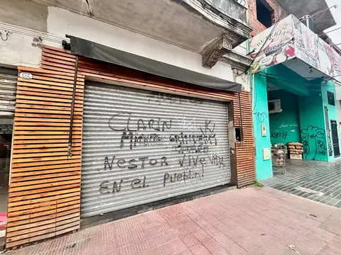 LOCAL IMPECABLE 30m2 aprox en zona Céntrica, Comercial y Escolar, ideal p/emprendedores, Consulte!
