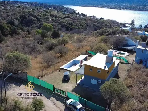 Casa 3 ambientes con 2 baños