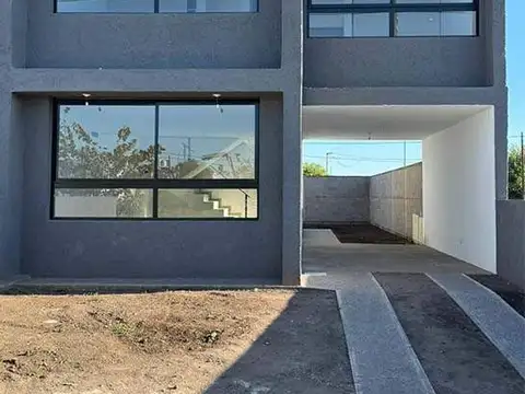 CASA 3 DORMITORIOS EN VENTA EN BARRIO NORTE EN VILLA ALLENDE