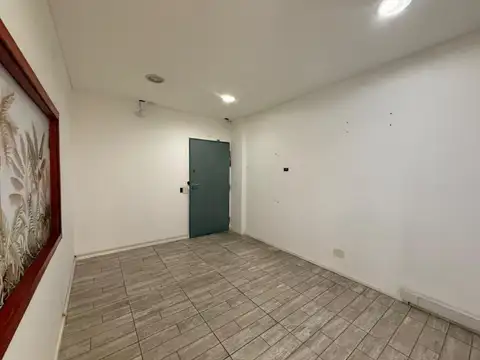 Oficina en Alquiler en Balvanera, $ 900.000