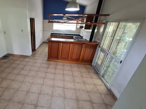 Casa en Alquiler en Zarate