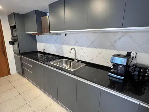 Casa en Alquiler en Mendoza, USD 1.400