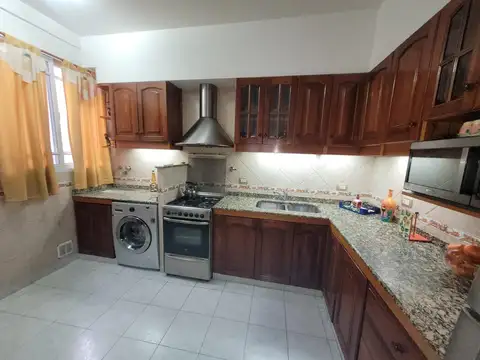 Departamento 2 ambientes con balcón