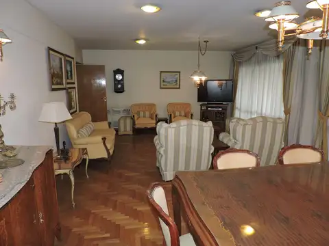 Departamento en Venta en Quinta Sección, USD 250.000