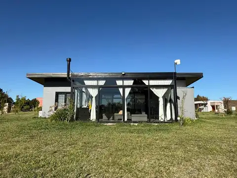 Casa en venta, Club de Campo Las Hojas, Marcos Paz.