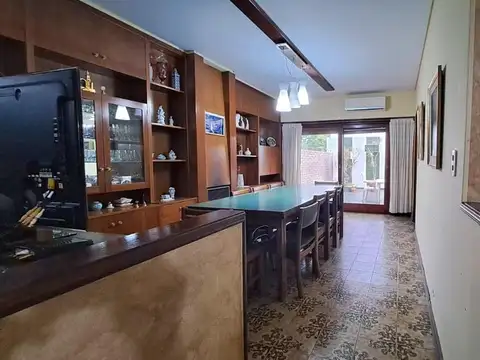 Depto Tipo Casa 4 ambientes con 3 baños