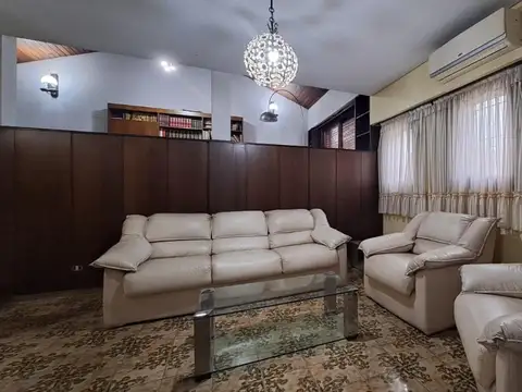 Casa PH 2 Plantas 4 Ambientes C/Garage Conesa 490 Quilmes