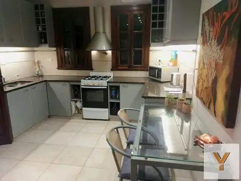 Casa en Venta en Monte Castro, USD 260.000