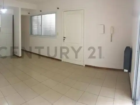 Departamento en Alquiler en Godoy Cruz, $ 560.000
