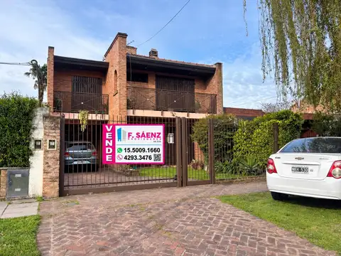 Casa en venta en José mármol 4 ambientes apta a crédito