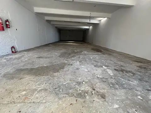 Galpon en Venta 26  mts Fondo