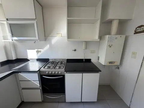 Departamento en Alquiler con 1 cocheras